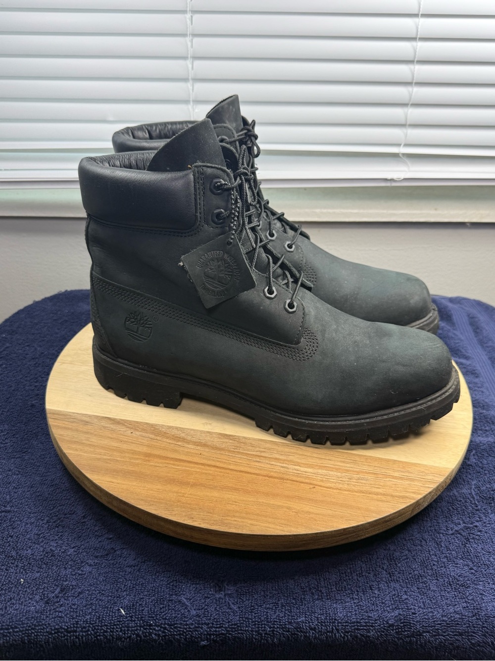 Timberland Men's Black 6-Inch Lace-Up Work Boots (Men’s 11)
